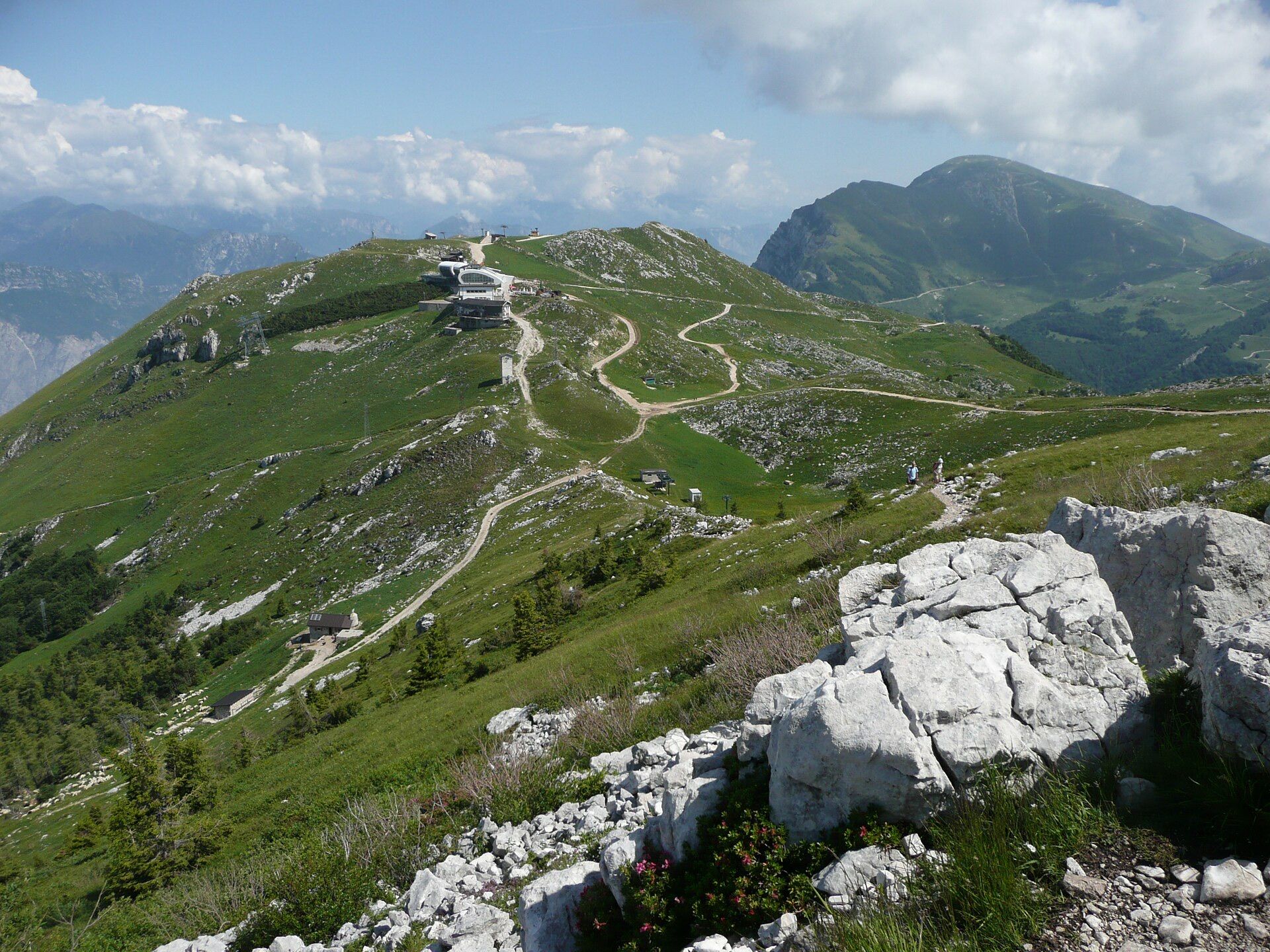 Ridge paths on Monte Baldo