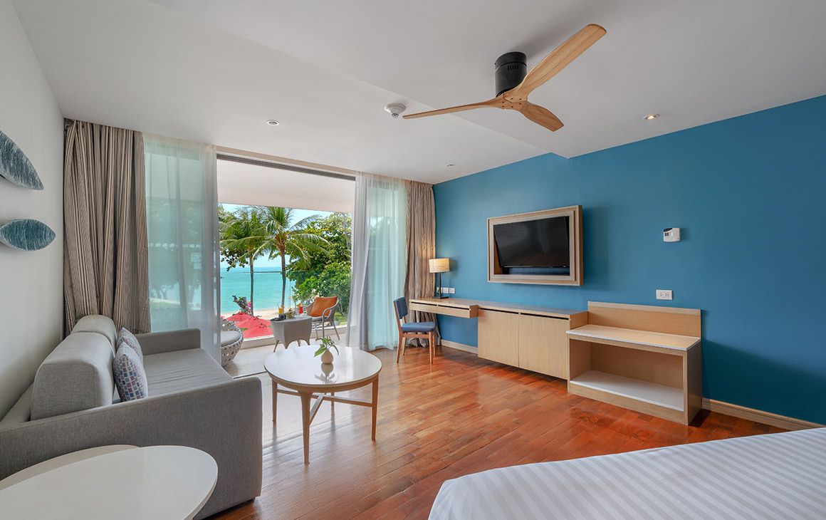Guest room with balcony