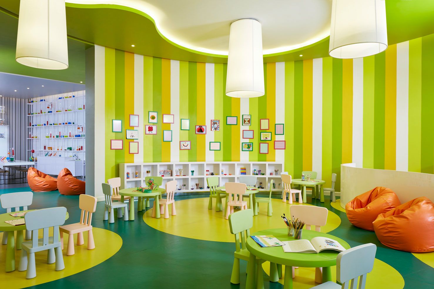Azulitos kids' playhouse