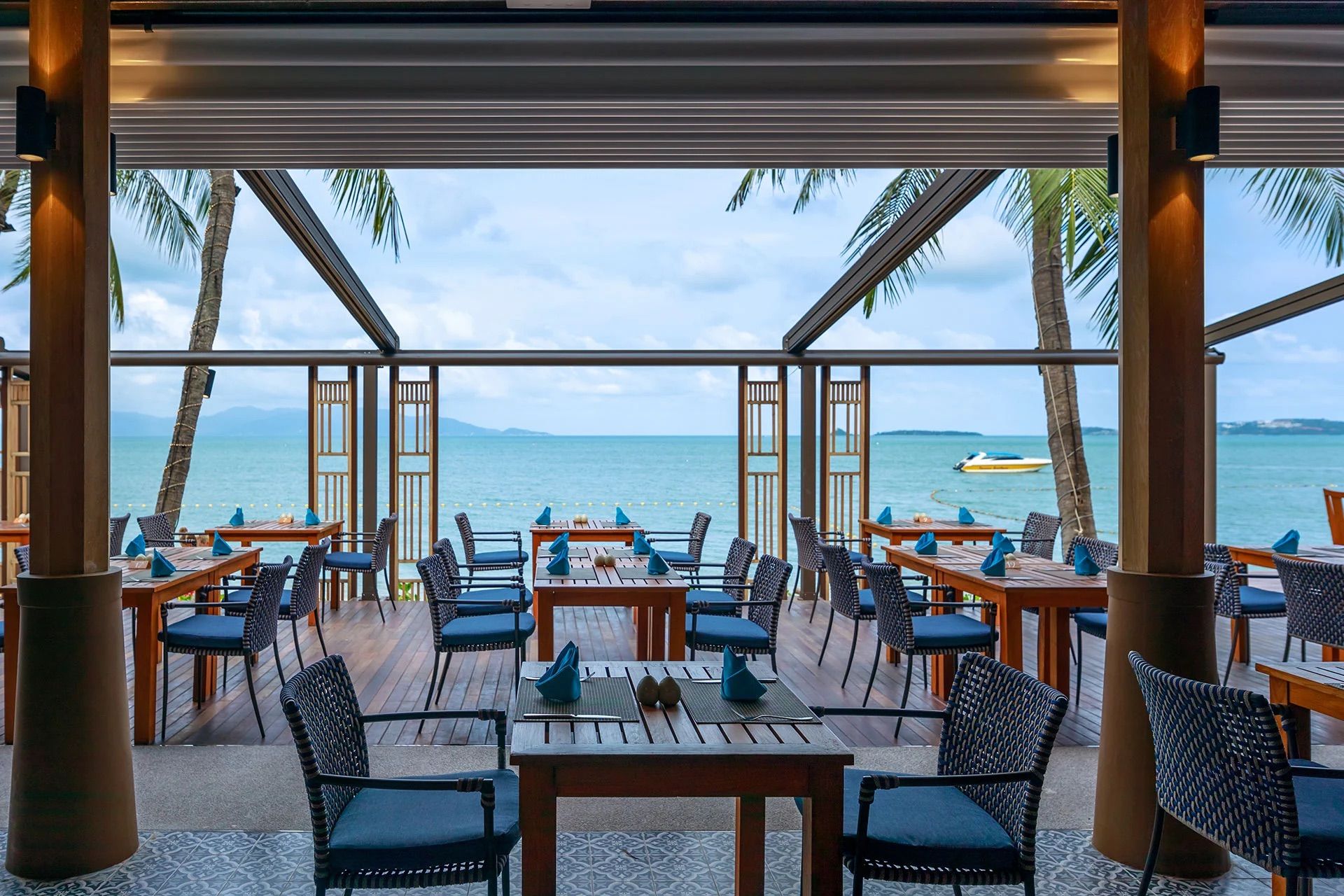 Chom Dao Beach Club restaurant