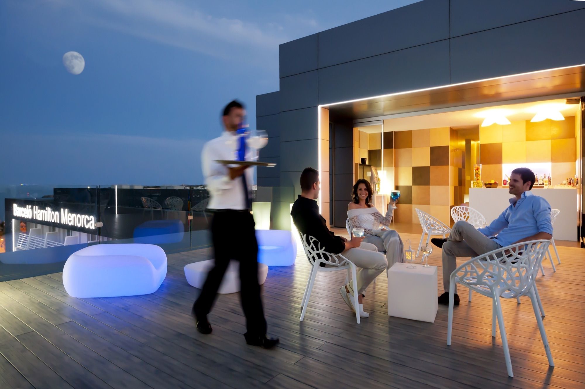 Blue Sky rooftop bar at dusk, Barceló Hamilton Menorca