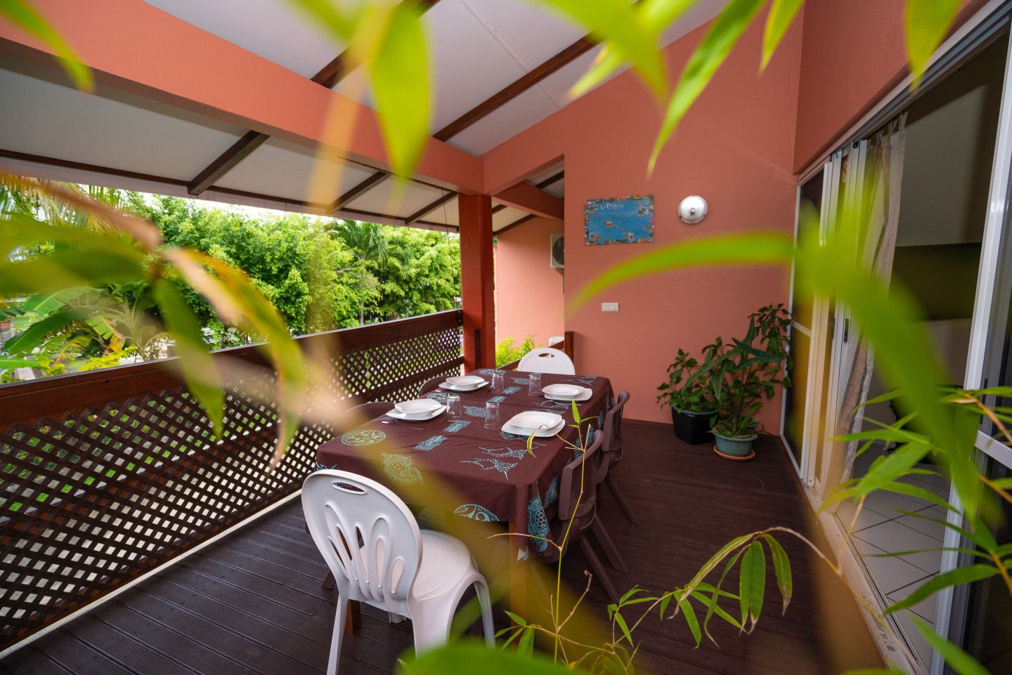 Covered terrace for meals