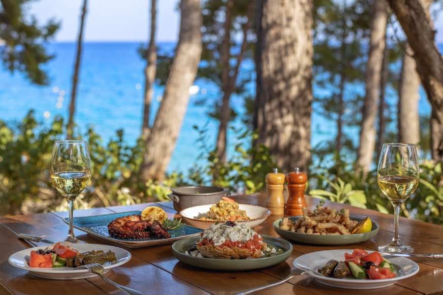 Cretan dishes at To Fili taverna