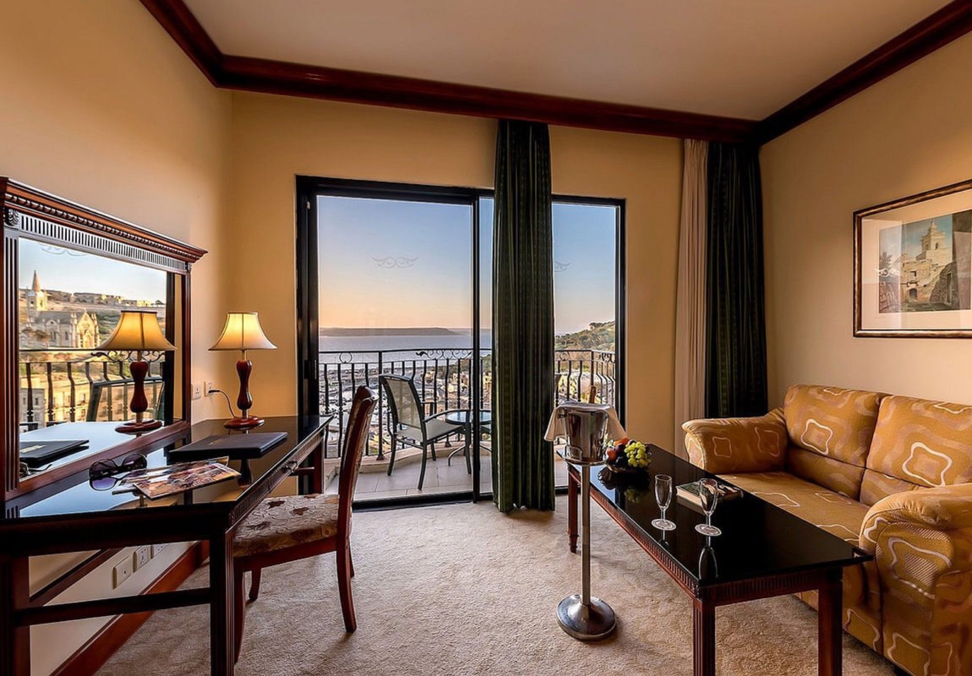Sea-view room with balcony