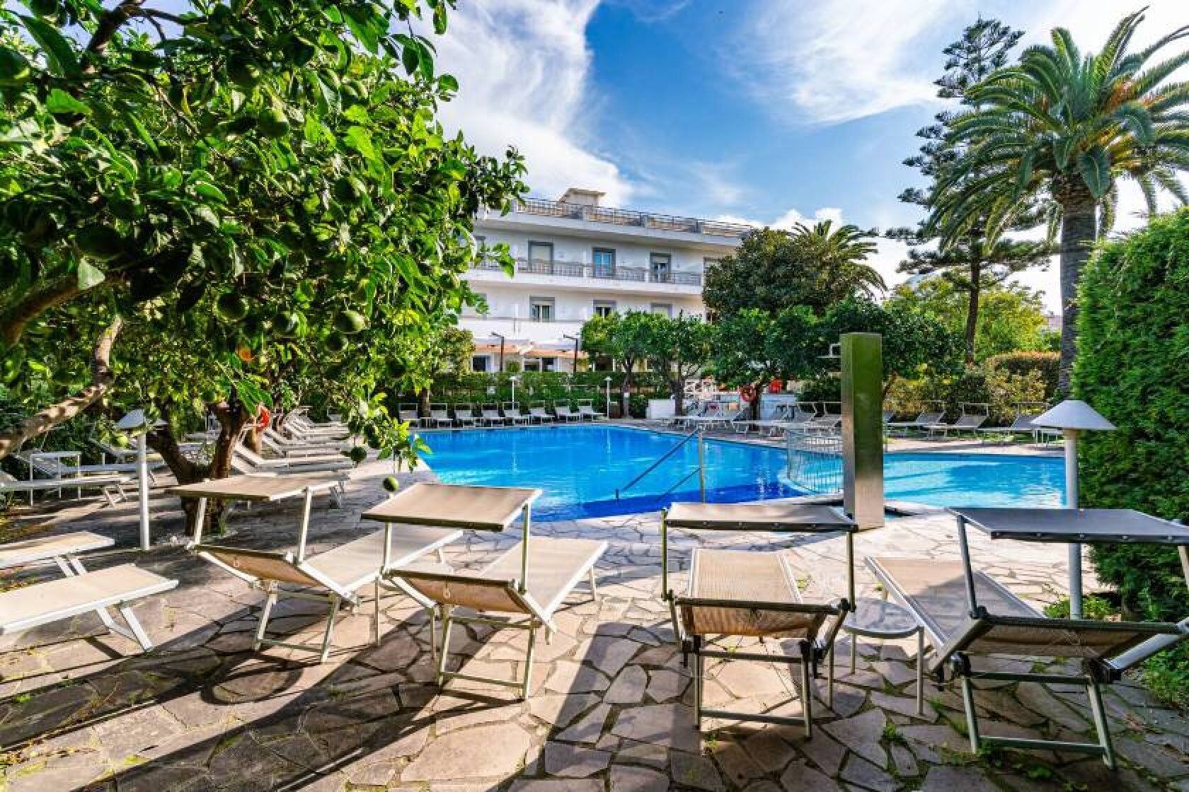 Hotel Alpha