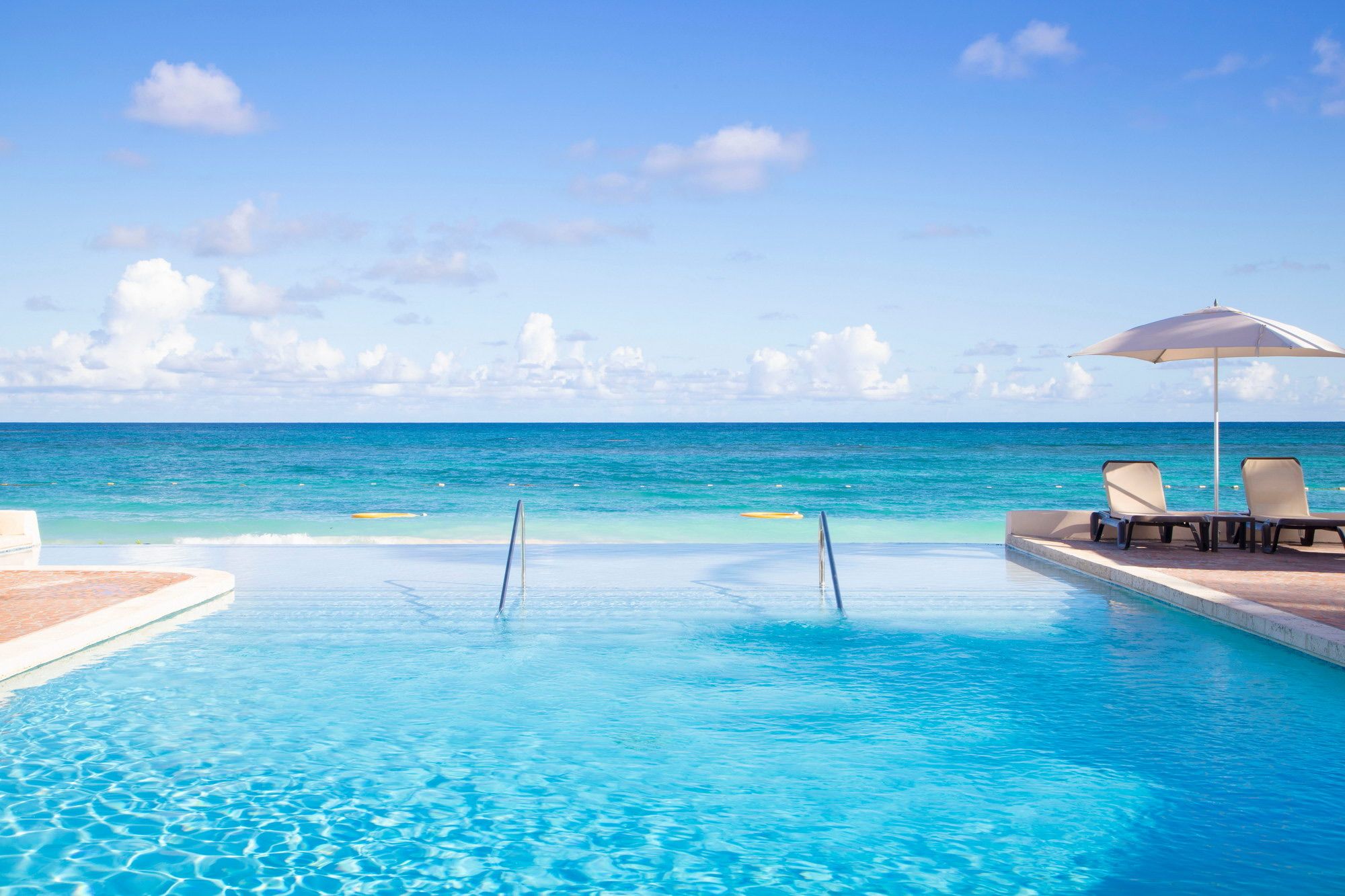 Infinity pool looking out over the sea