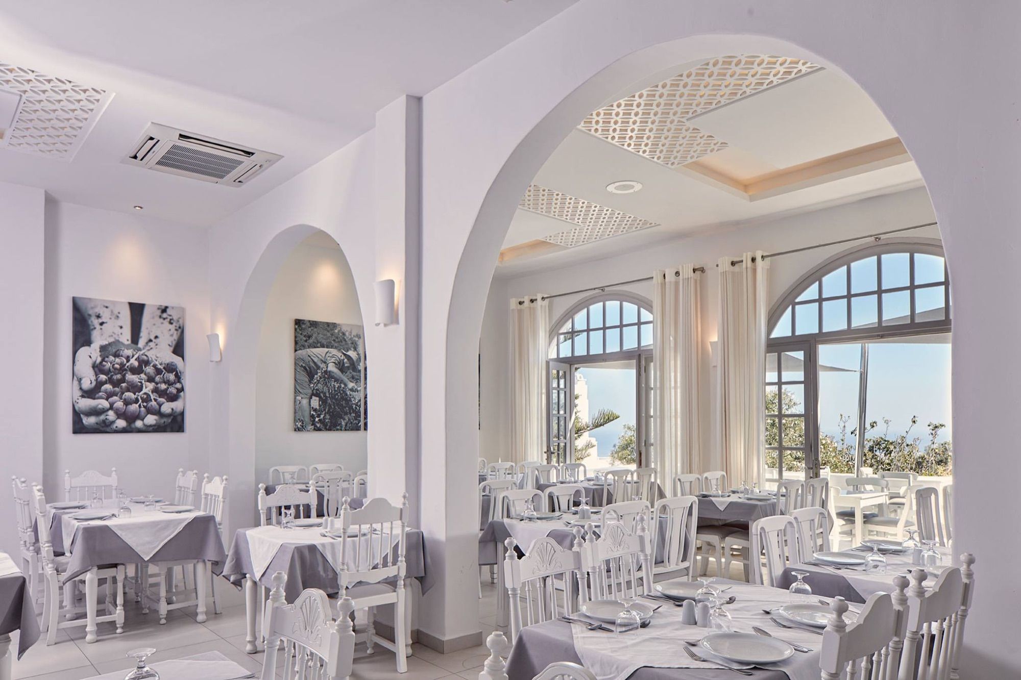 Restaurant at Santorini Palace