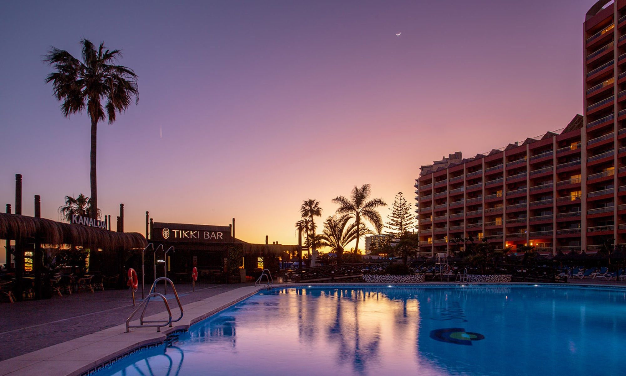 Sunset Beach Club