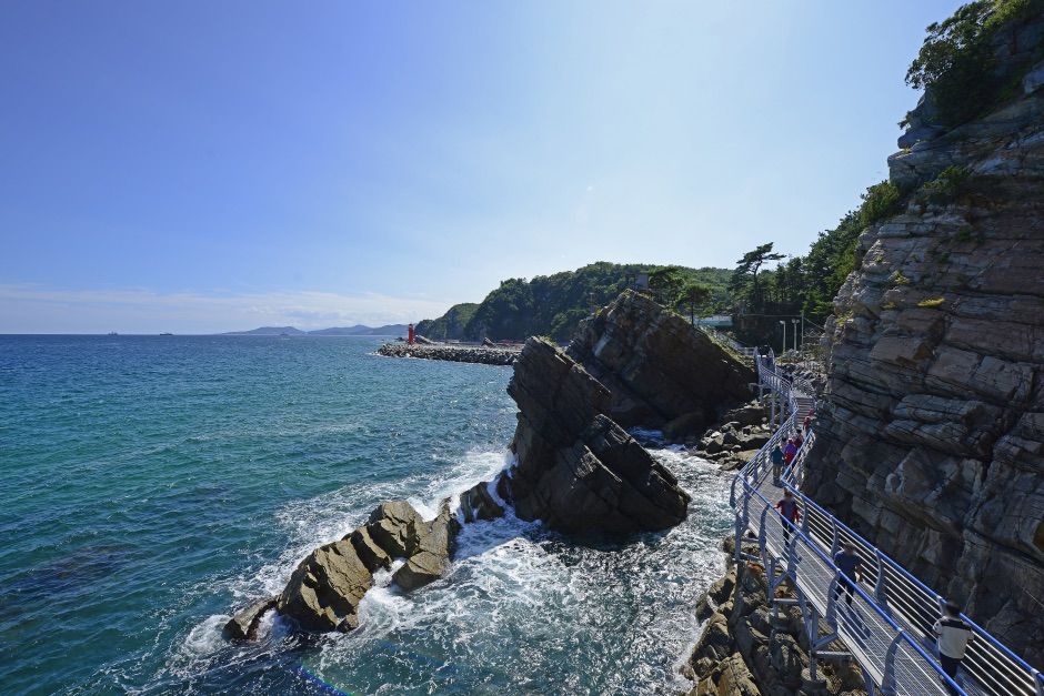Boardwalk of the Jeongdong-Simgok Badabuchae trail along the East Sea cliffs