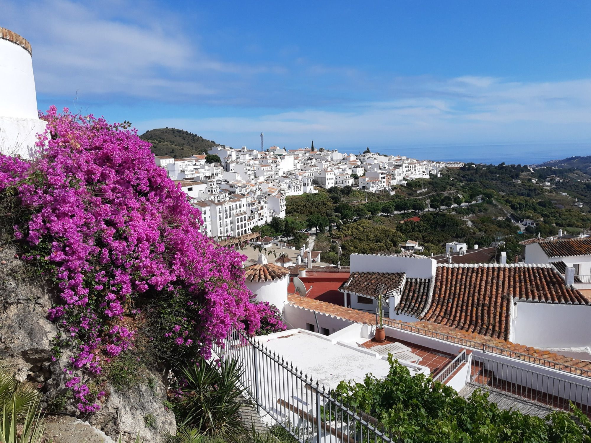 Excursión a la Cueva de Nerja y Frigiliana