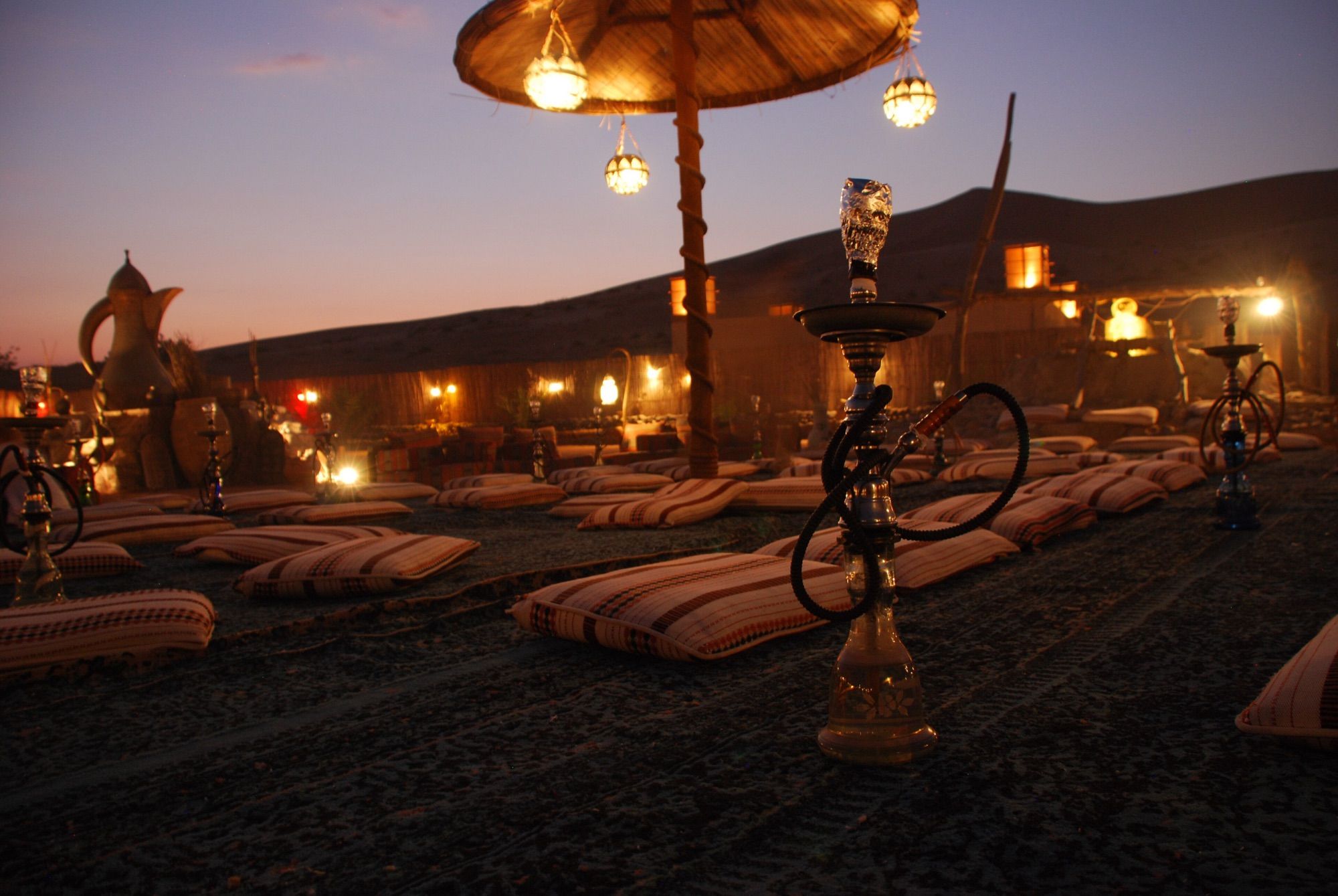 Safari por el desierto al atardecer con cena barbacoa