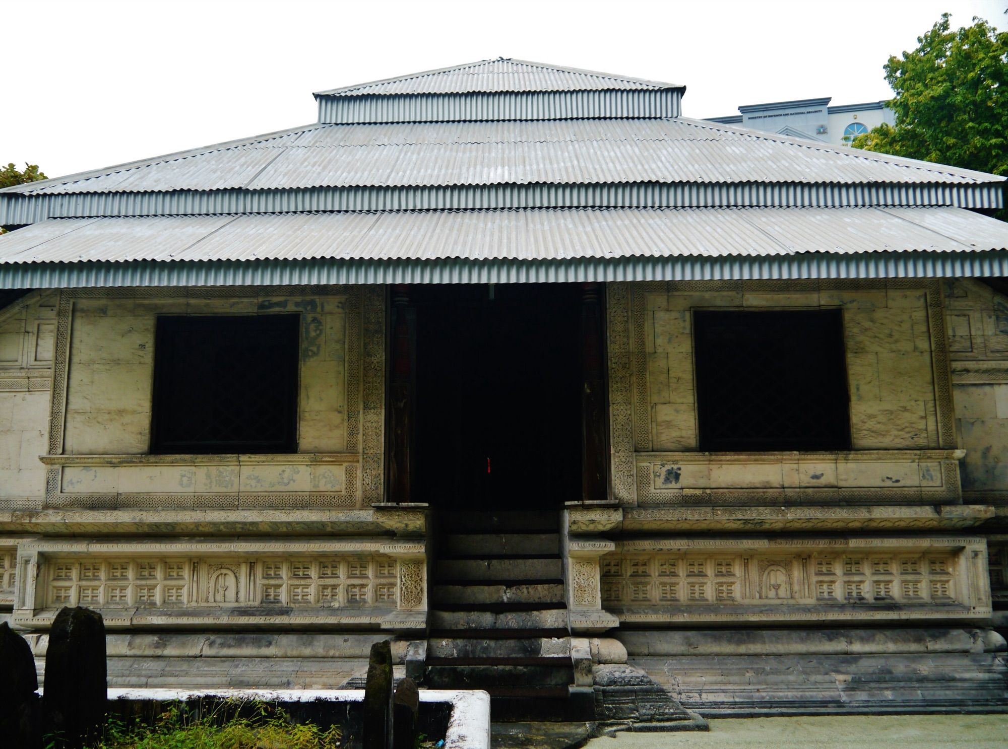 Hukuru Miskiy, the coral-stone Friday Mosque of Malé