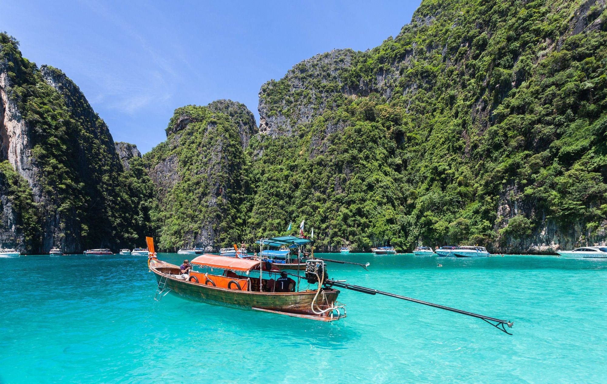 Phi Phi Islands & Maya Bay by Speedboat